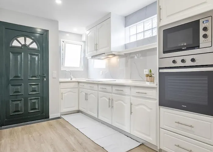 Upland Ii By Madeira Sun Travel *